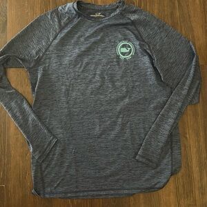 Vineyard Vines performance long sleeve T, men’s Medium.